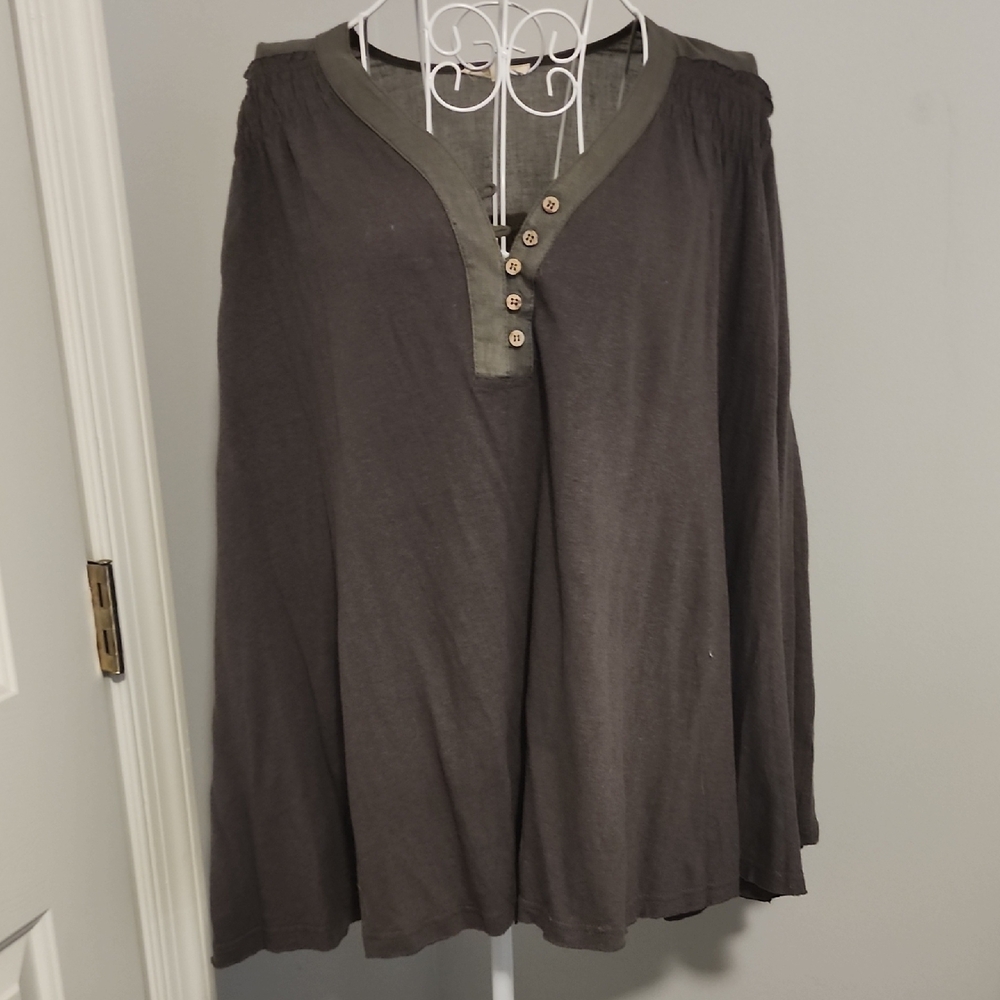 Women's Charcoal Button-Down Top
